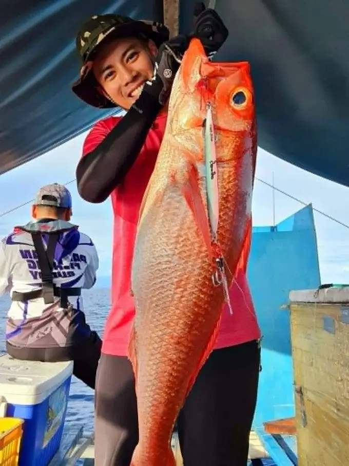 Trophy catch aboard Palawan Fishing Buddy — photo 7