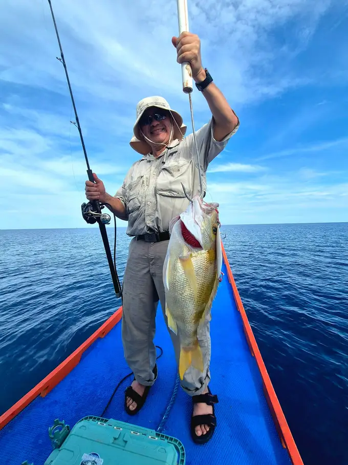 Trophy catch aboard Palawan Fishing Buddy — photo 37