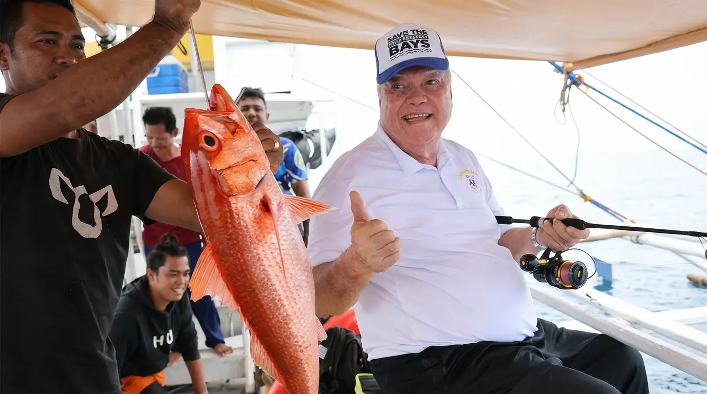 Deep sea fishing off Palawan